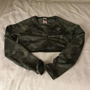 Gymshark Camo Long Sleeve Crop Top - Green